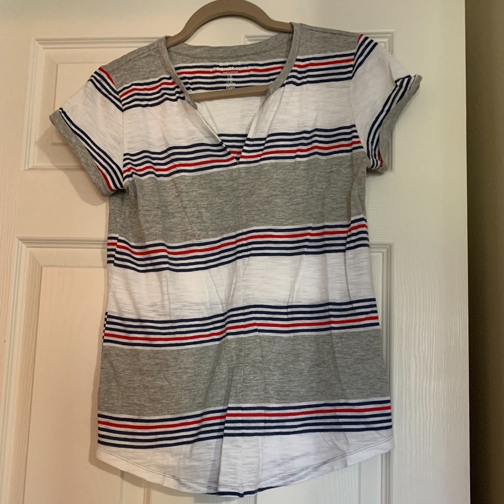 Gap Short Sleeve T-Shirt